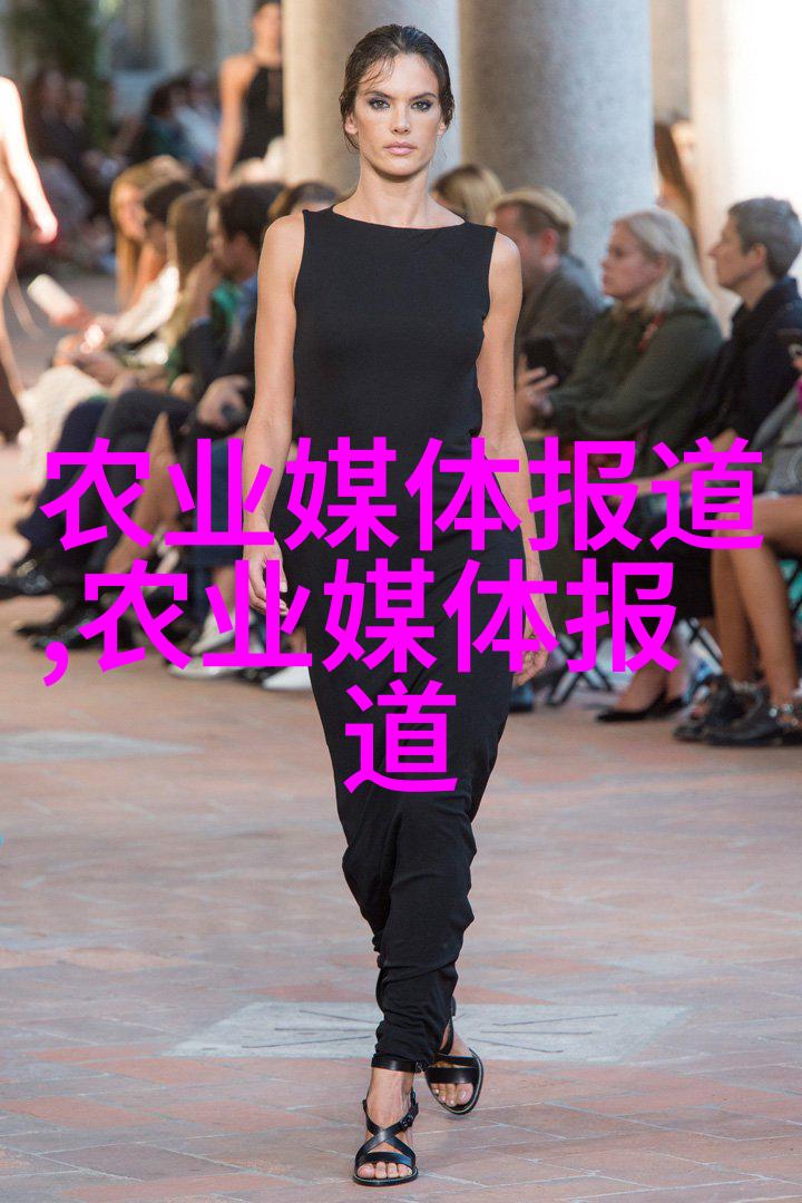 手工采摘葡萄